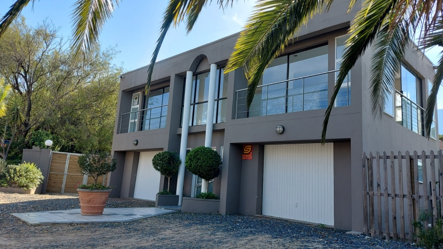9 Bedroom Property for Sale in Montclair Western Cape